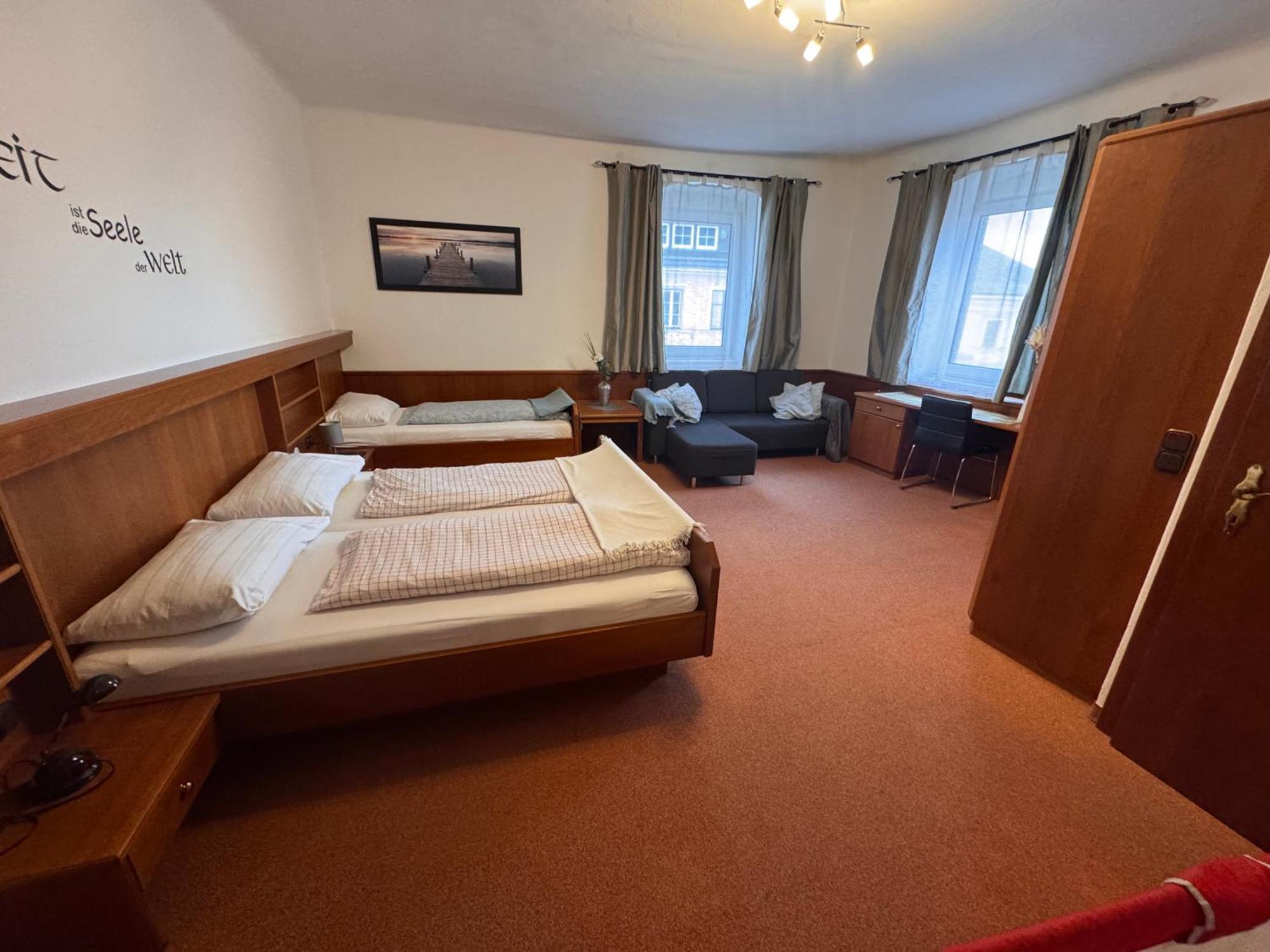 Austria Traveller Hotel Kirchdorf Kirchdorf an der Krems Extérieur photo