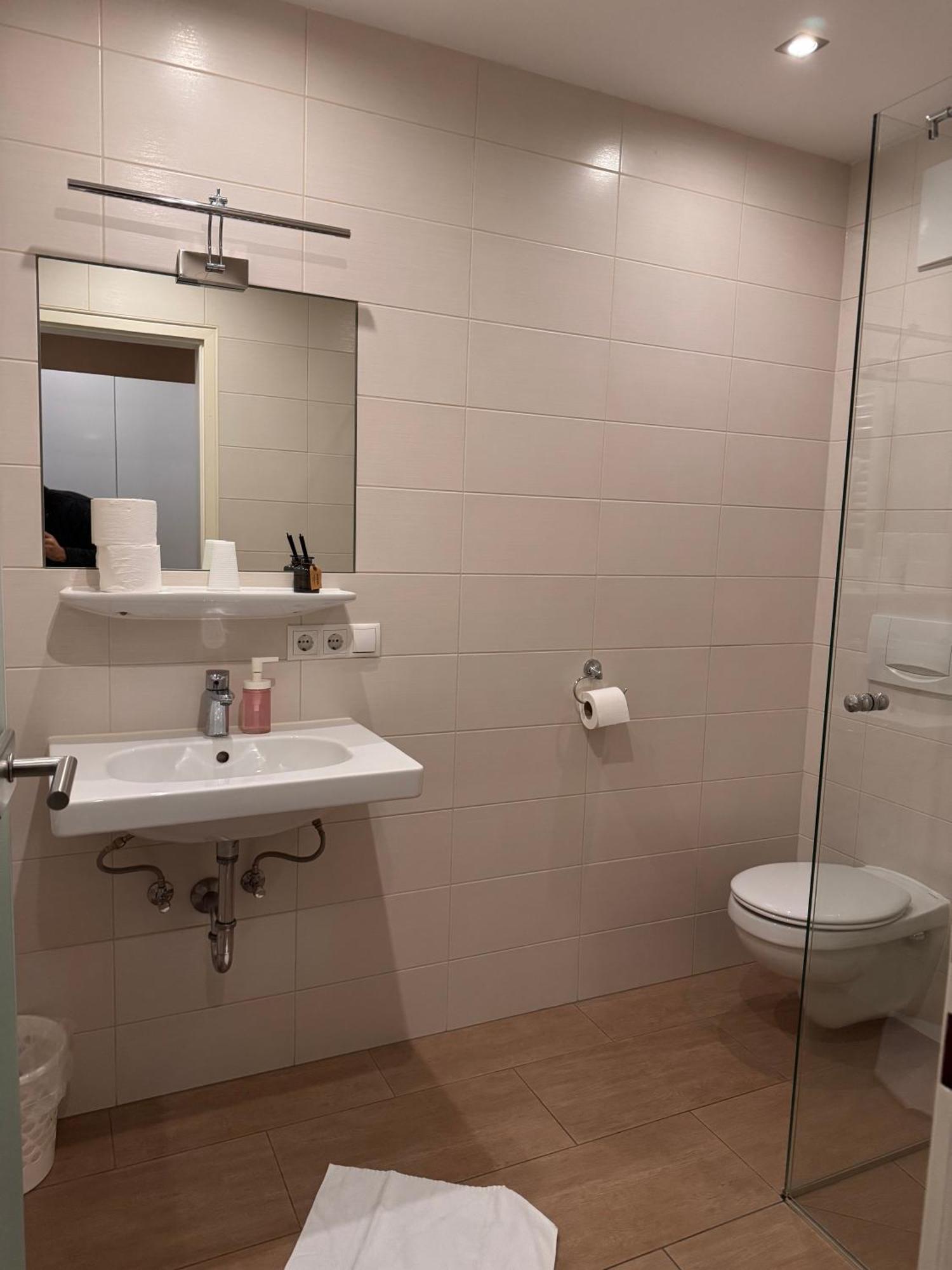Austria Traveller Hotel Kirchdorf Kirchdorf an der Krems Extérieur photo